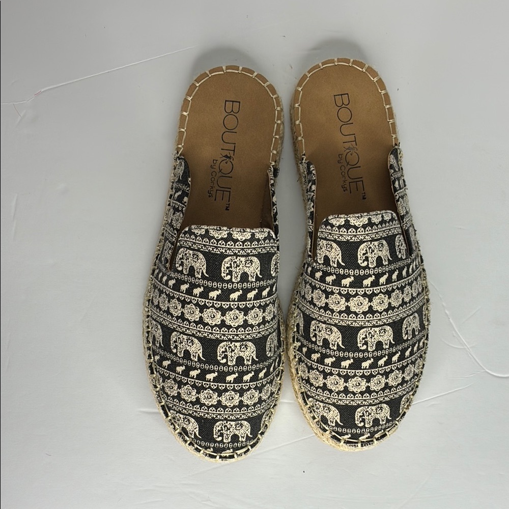 Boutique Corkys Taffy Elephant slide size 8 Black & Cream New in box Boho Mule